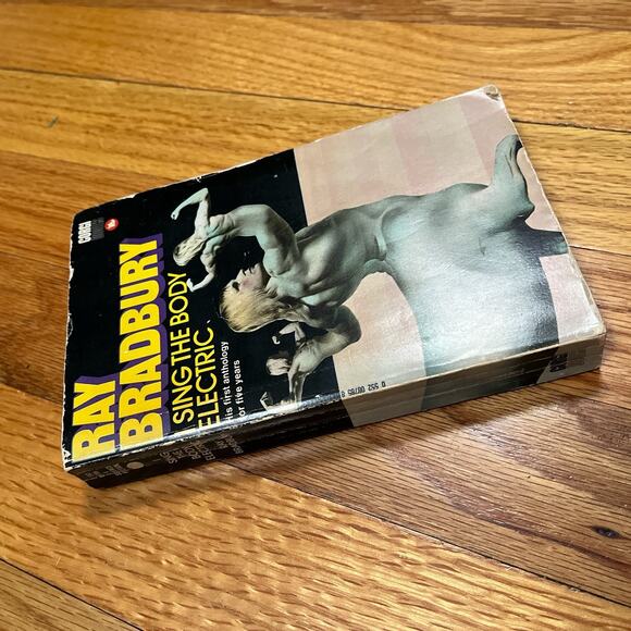 Ray Bradbury I Sing The Body Electric VTG Corgi Sci-Fi Paperback 1971 UK Print - Picture 2 of 7
